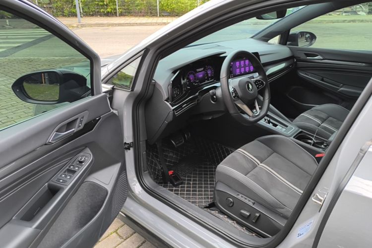 Volkswagen Golf 2024 #16 Volkswagen Golf 2024 car image #16