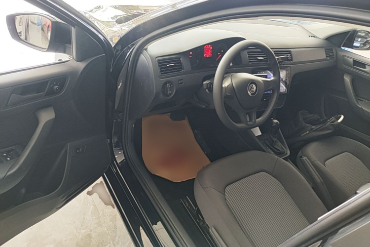 Volkswagen Santana 2022 car image #16