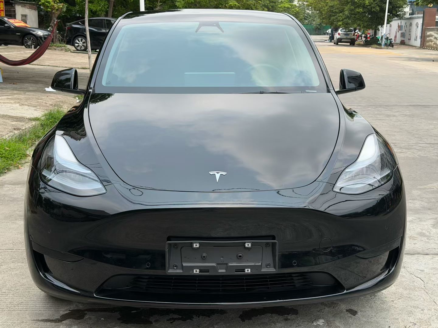 Tesla Model Y 2022 #2 Tesla Model Y 2022 car image #2
