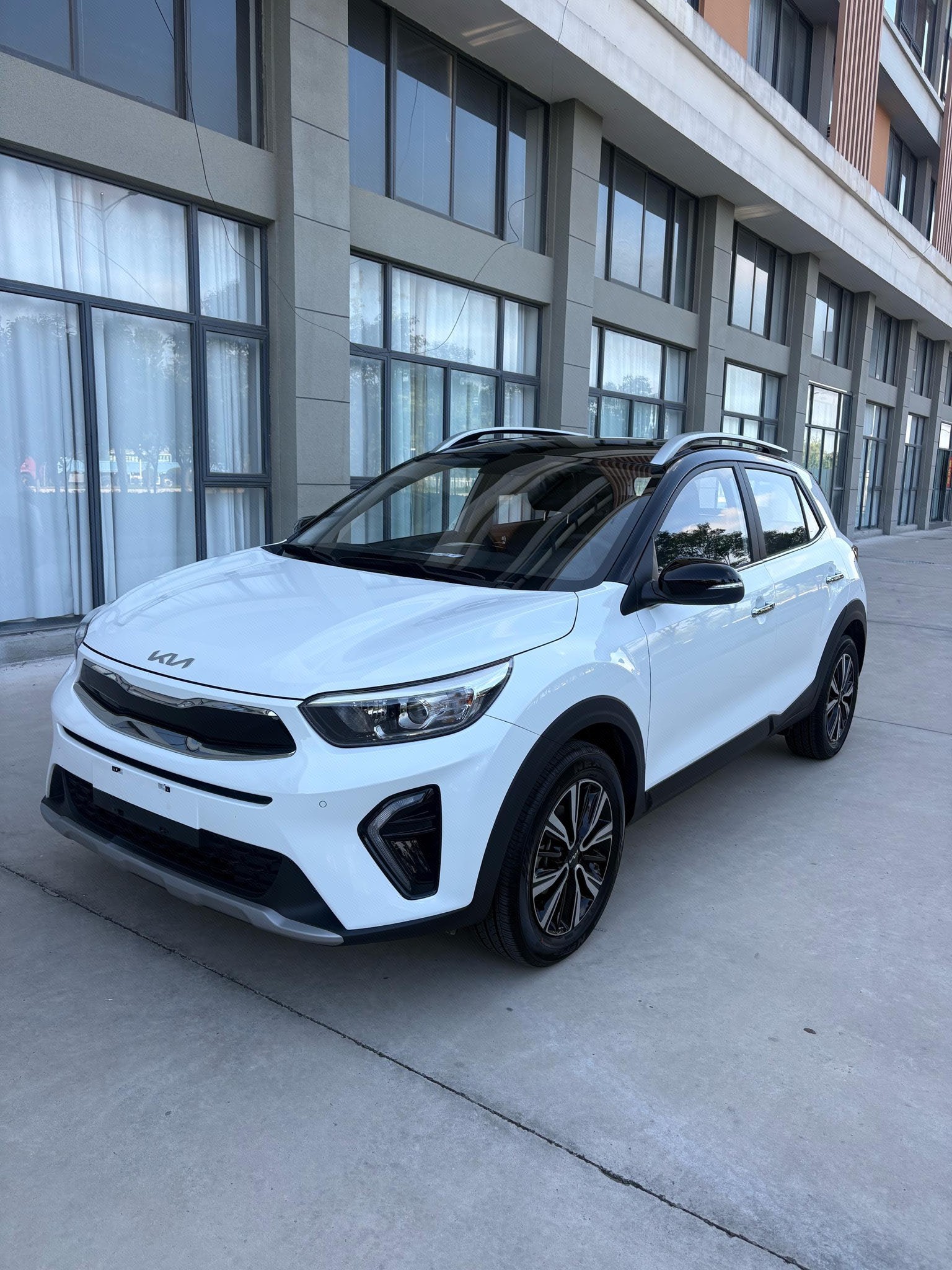 Kia KX1 2022 car image 