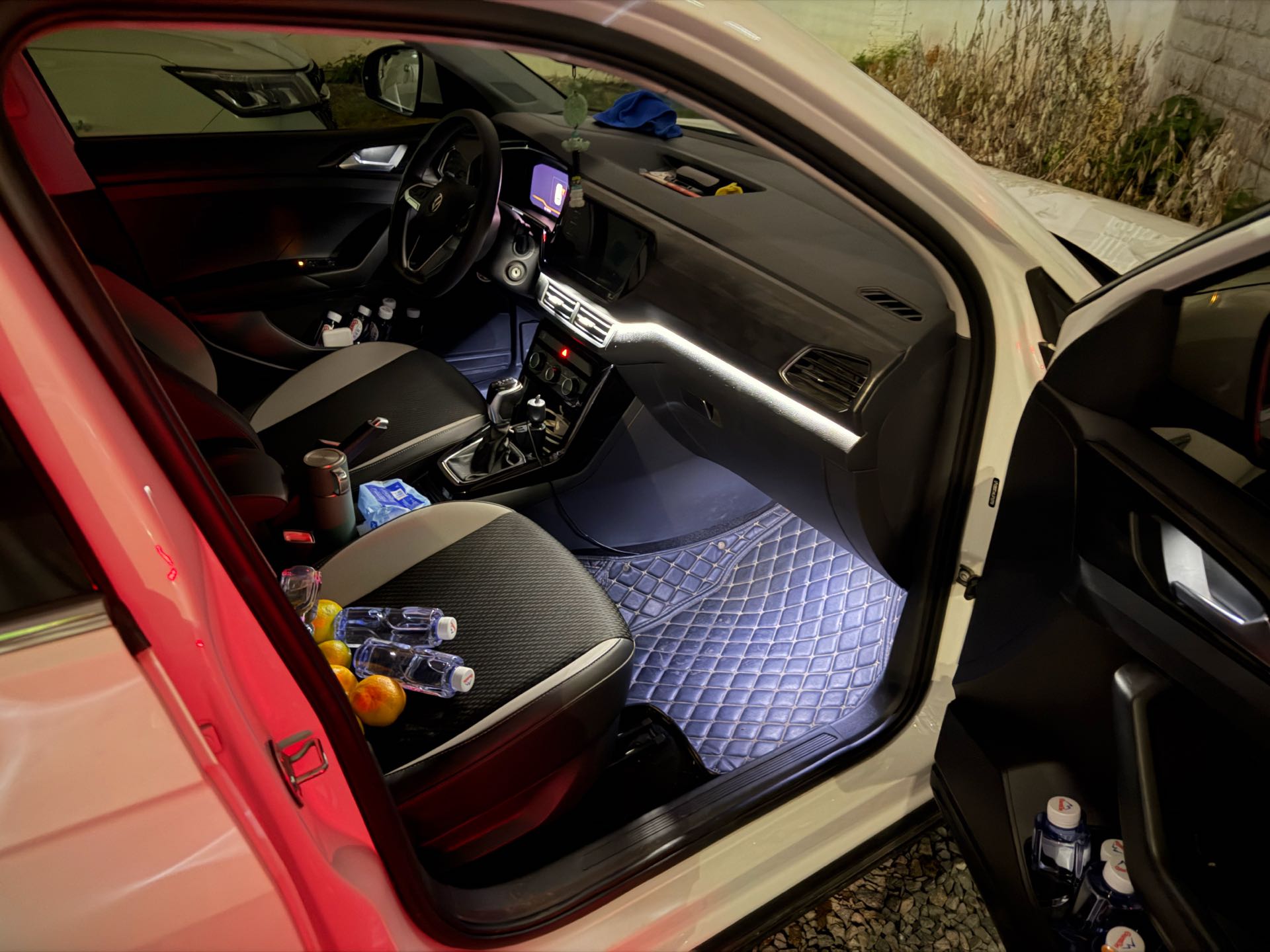 Volkswagen Tacqua 2020 #6 Volkswagen Tacqua 2020 صورة سيارة #6