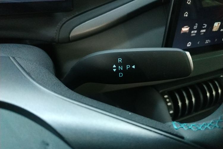 比亚迪 元PLUS 2025 汽车图片 #14