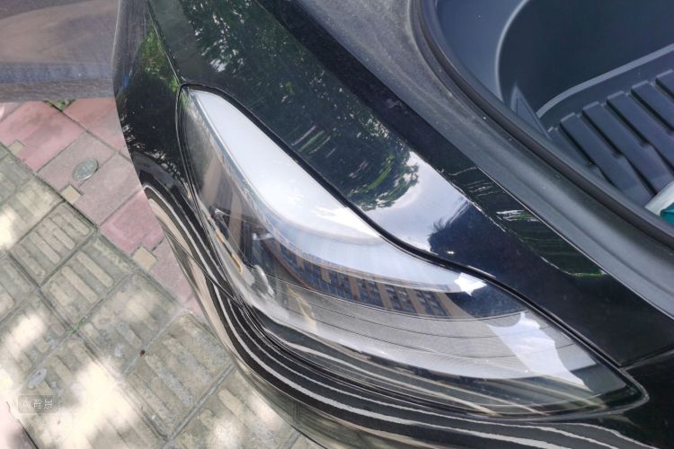 Tesla Model 3 2022 car image #8