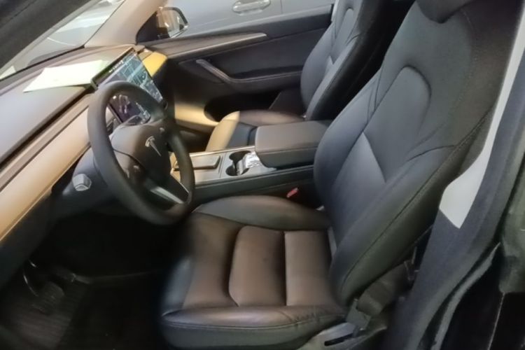 Tesla Model Y 2021 #15 Tesla Model Y 2021 car image #15