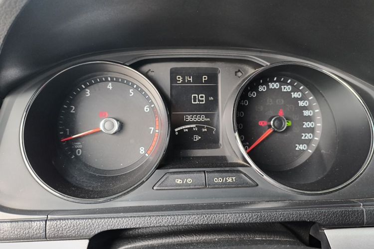 Volkswagen Lavida 2017 car image #14