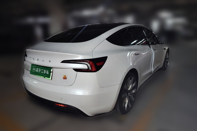 Tesla Model 3 2025 #5 Tesla Model 3 2025 car image #5