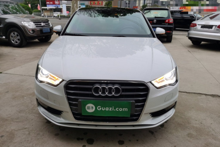 Audi A3 2016 car image #3