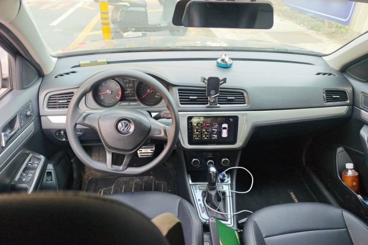 Volkswagen Lavida 2017 car image #7