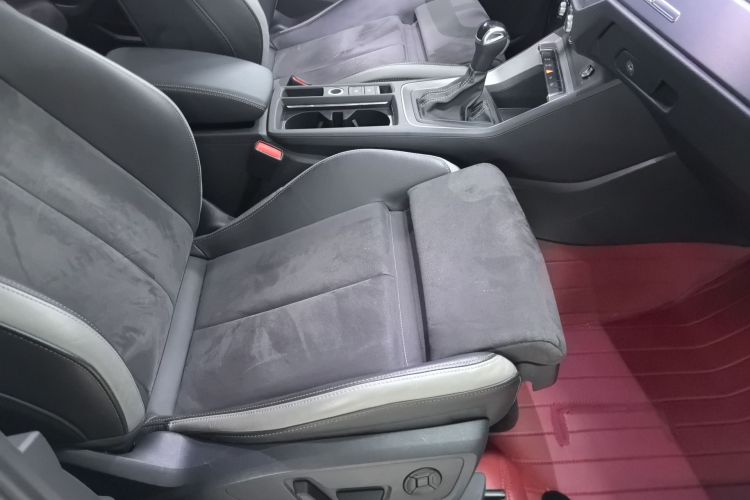 Audi Q3 2023 car image #24