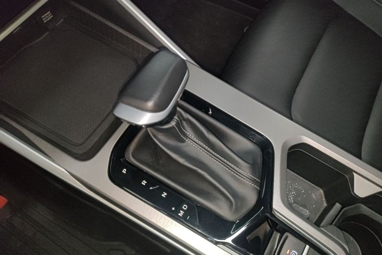 GEELY Emgrand 2024 car image #14