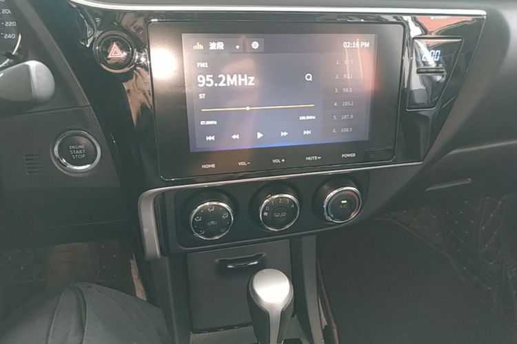 Toyota Corolla 2019 car image #13