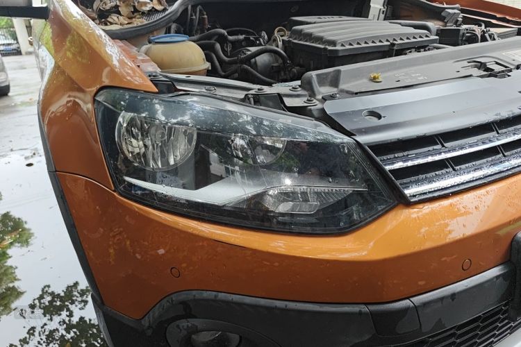 Volkswagen Polo 2016 car image #8