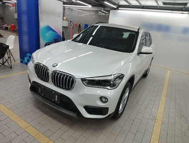 BMW X1 2017 BMW X1 2017 car image