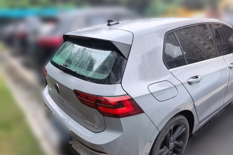 Volkswagen Golf 2021 car image #5