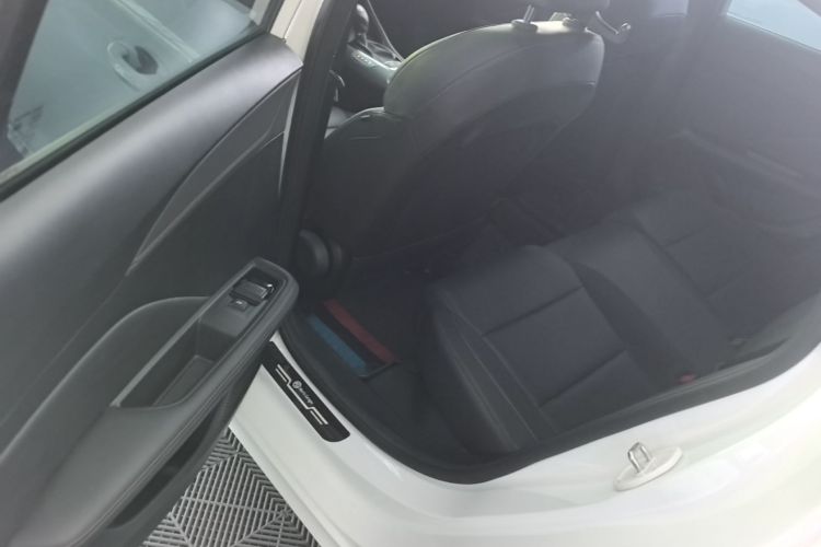 MG 5 2025 #17 MG 5 2025 car image #17