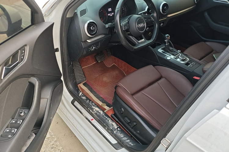 Audi A3 2019 صورة سيارة #16