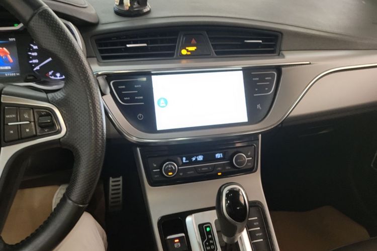 GEELY Emgrand GS 2019 #13 GEELY Emgrand GS 2019 car image #13