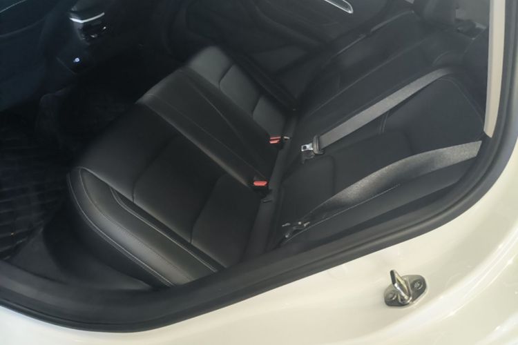 GEELY Emgrand 2024 car image #17