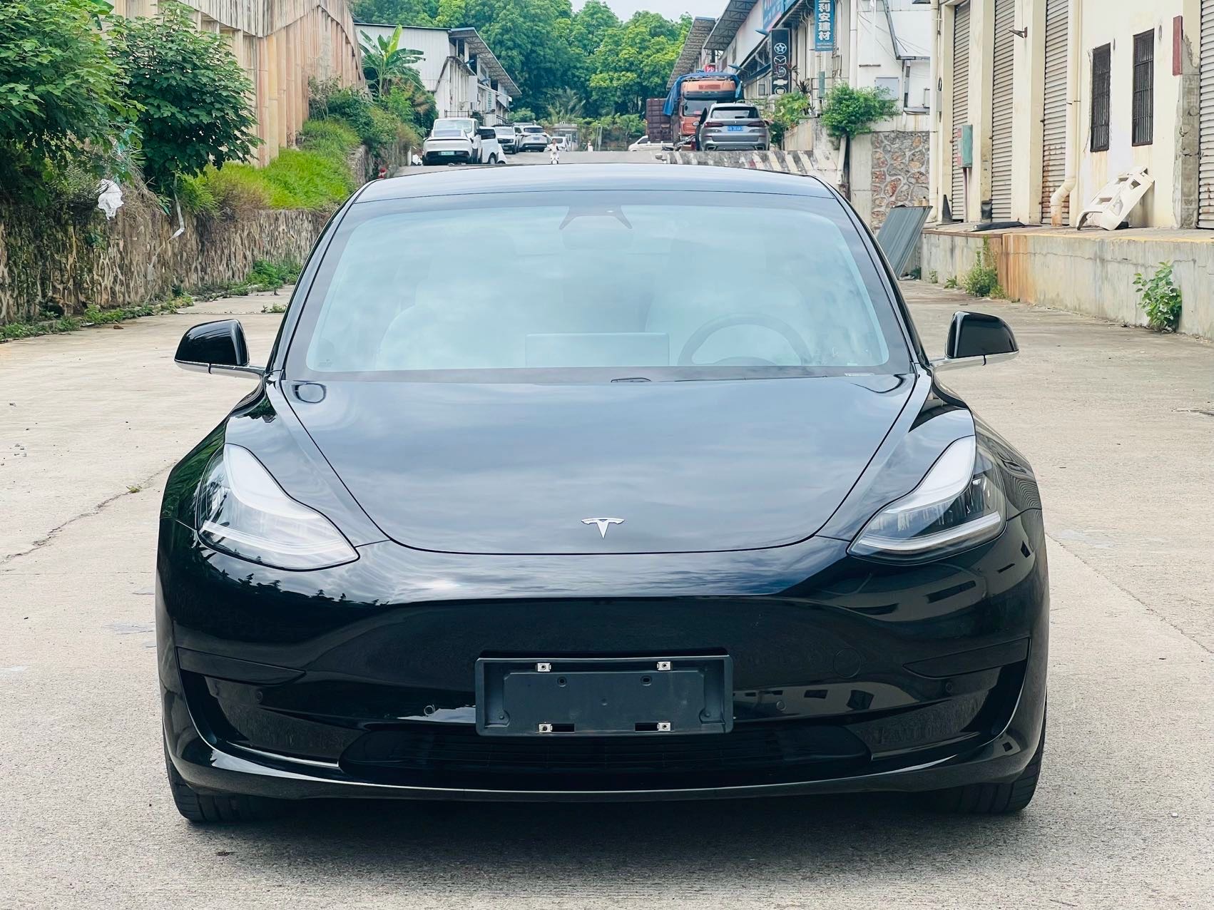 Tesla Model 3 2021 car image #2