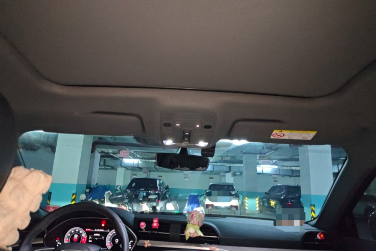 Audi Q3 2025 car image #20