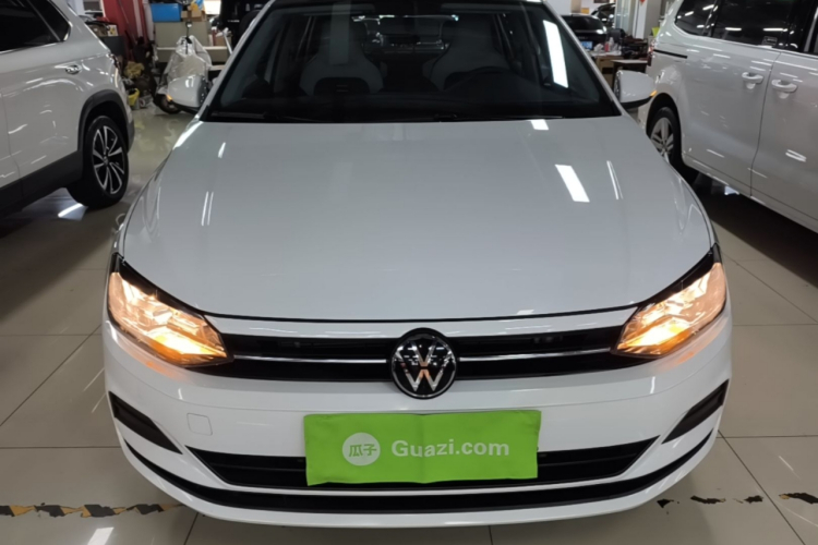 Volkswagen Polo 2024 car image #3