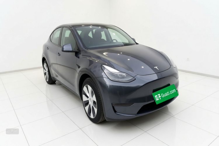 Tesla Model Y 2021 #4 Tesla Model Y 2021 car image #4