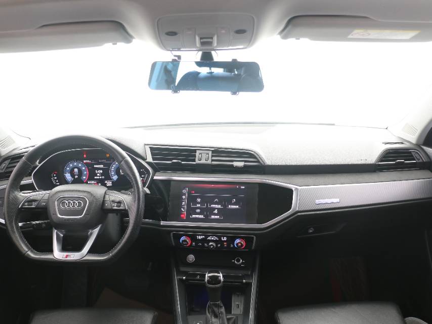 Audi Q3 Sportback 2021 car image #8