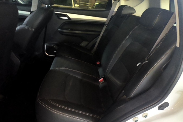 GEELY Vision X6 2021 car image #17