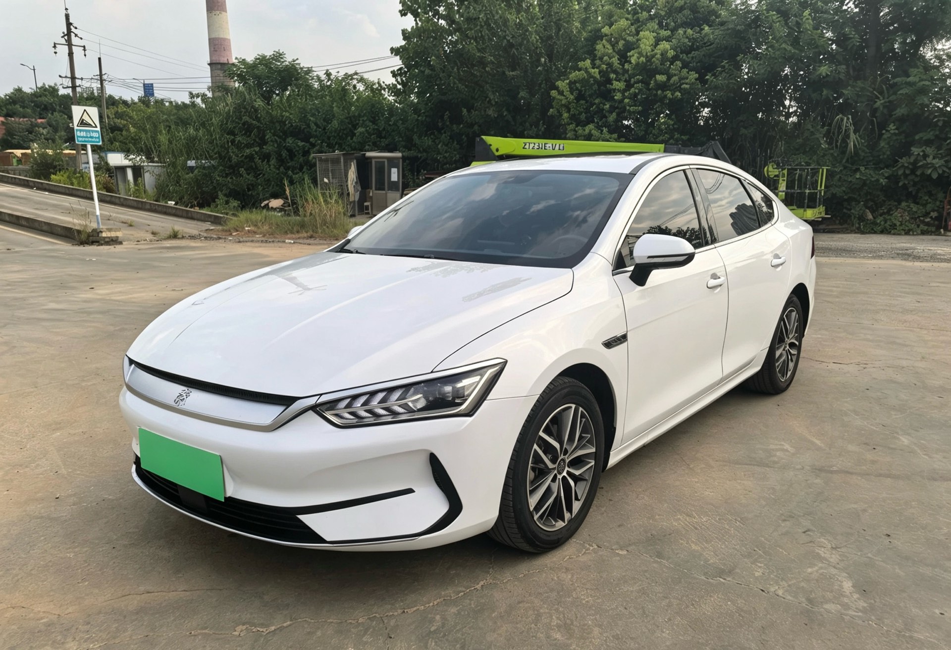 BYD Qin Plus 2022 BYD Qin Plus 2022 car image