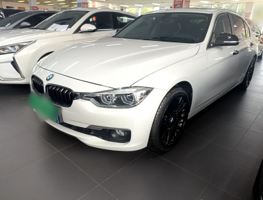 BMW 3 Series 2018 car image 
