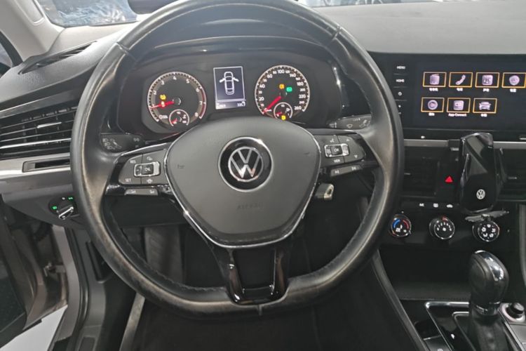 Volkswagen Bora 2021 #11 Volkswagen Bora 2021 car image #11