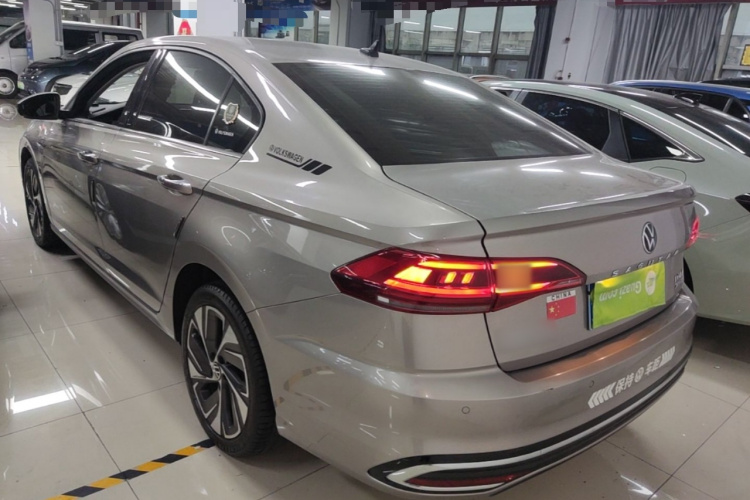 Volkswagen Bora 2023 car image #6