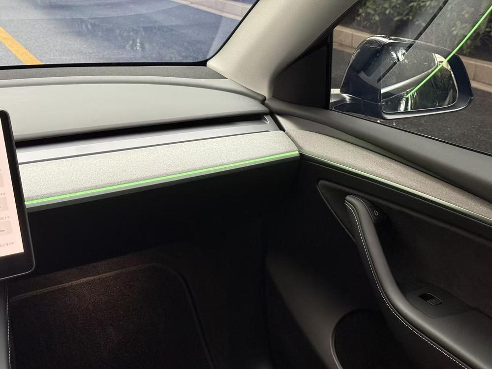 Tesla Model Y 2023 #9 Tesla Model Y 2023 car image #9