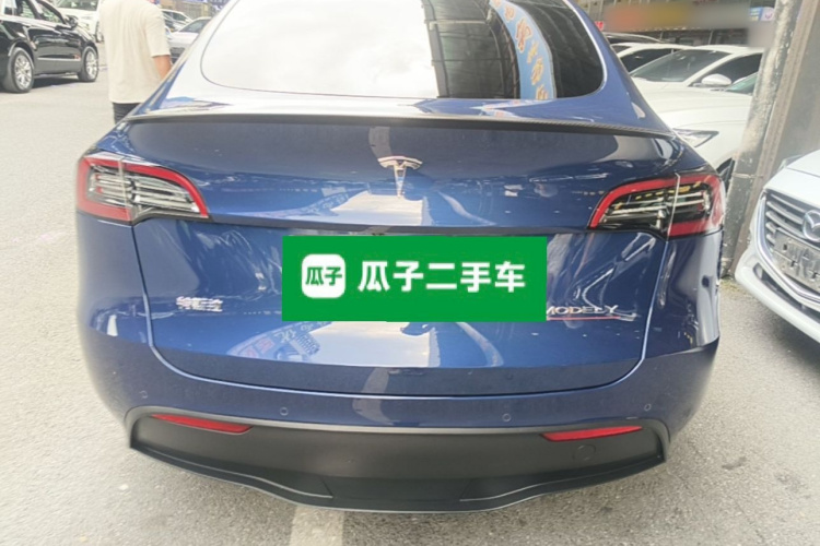 Tesla Model Y 2022 #6 Tesla Model Y 2022 car image #6