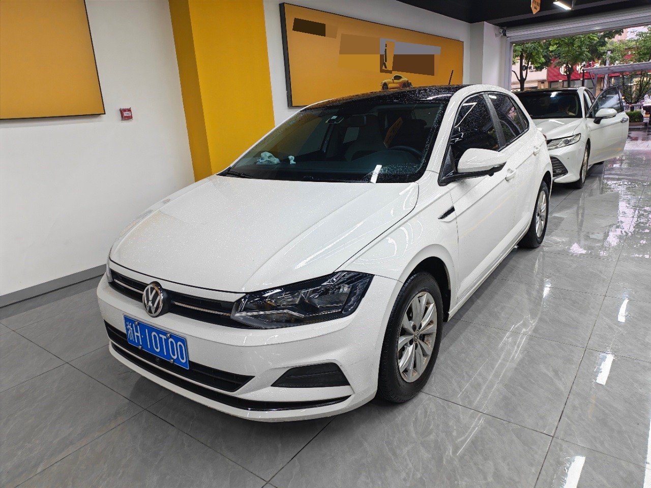 Volkswagen Polo 2020 car image 