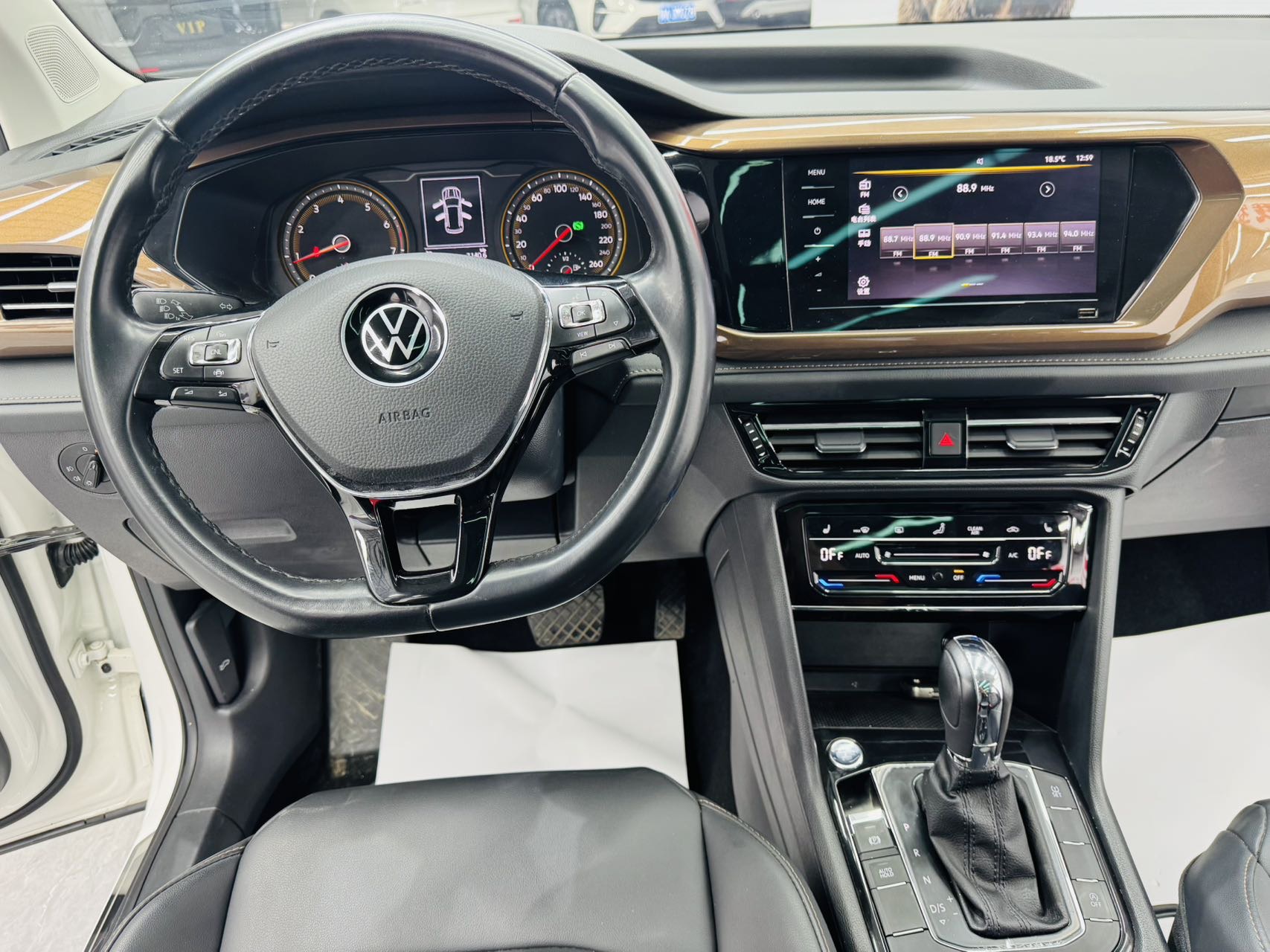 Volkswagen Tharu 2022 #8 Volkswagen Tharu 2022 car image #8