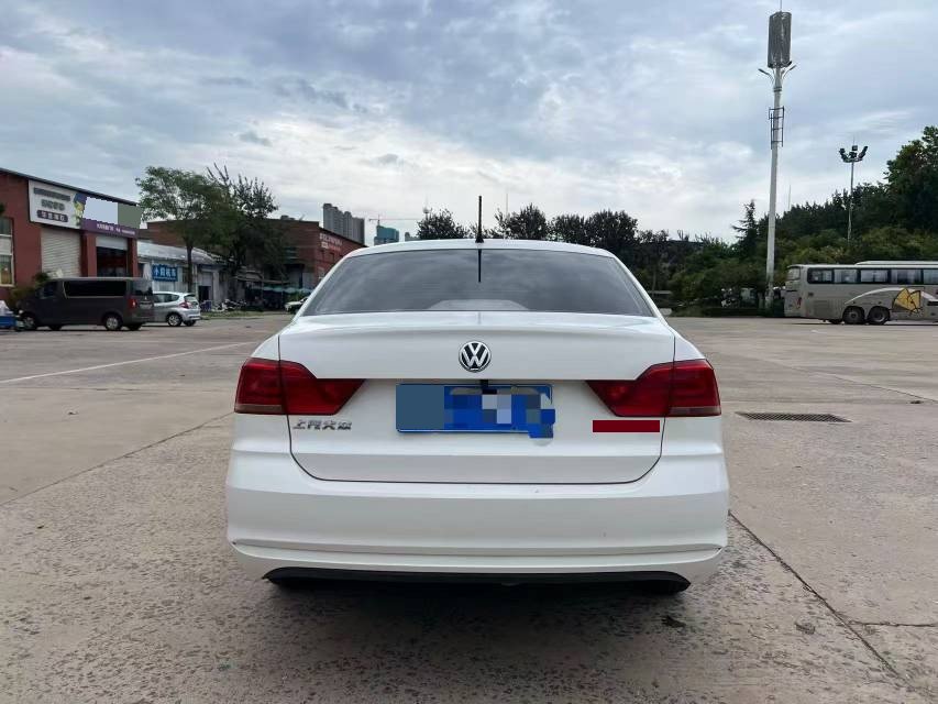 Volkswagen Santana 2022 car image #8