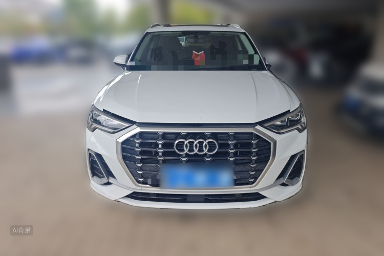 Audi Q3 2020 car image #3