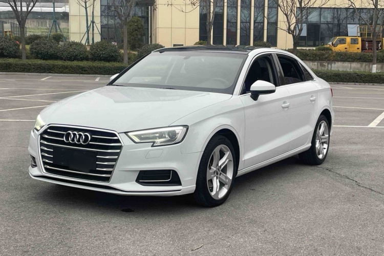 Audi A3 2021 car image #2