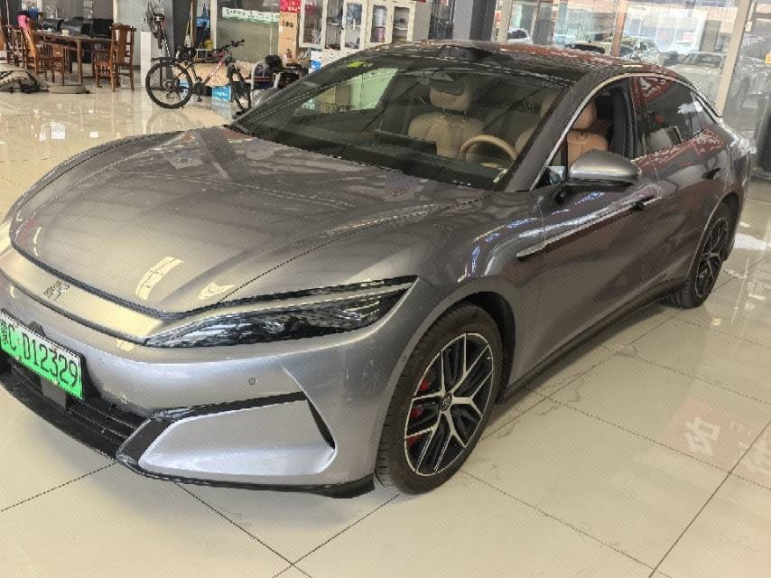 BYD HanL 2025 car image 