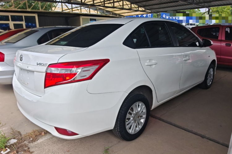 Toyota Vios 2015 car image #7