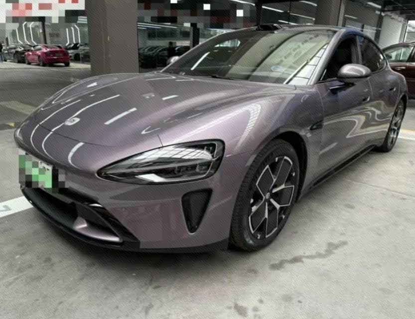 MI SU7 2025 MI SU7 2025 car image