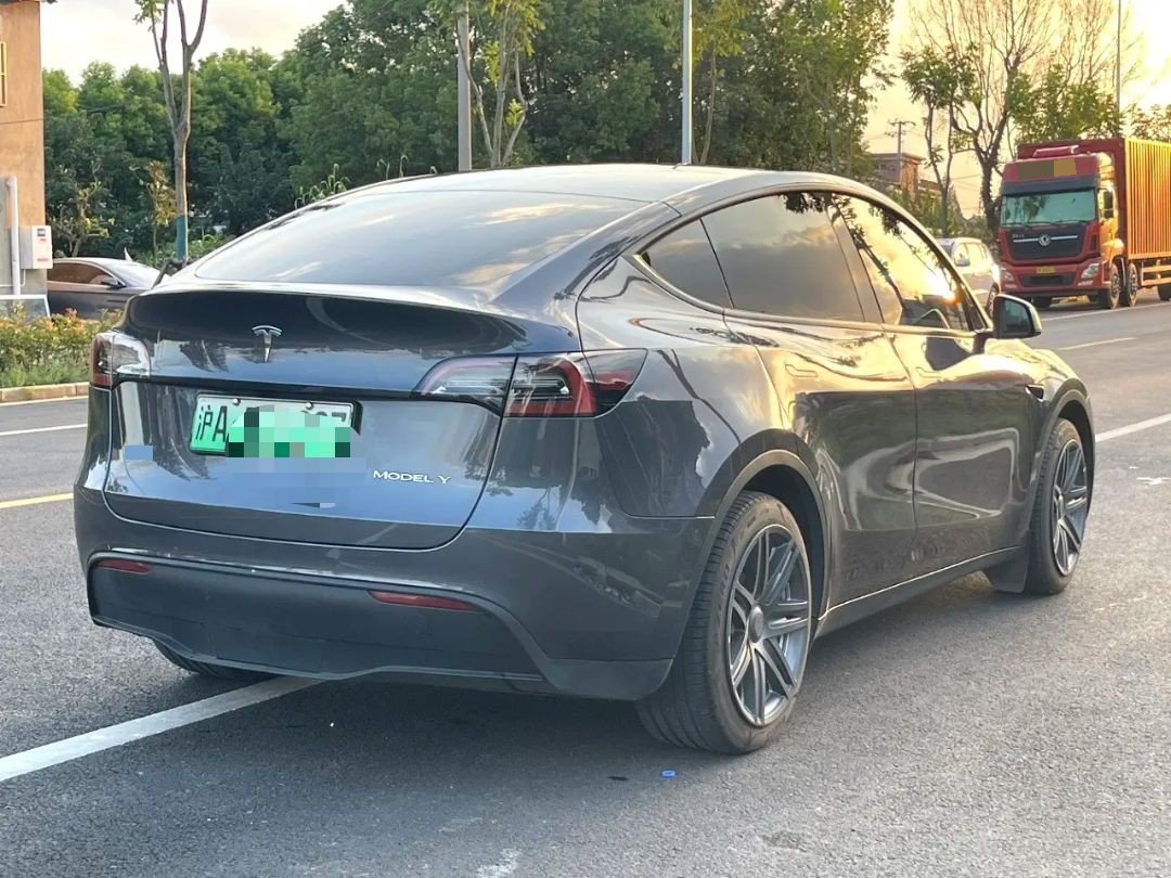 Tesla Model Y 2022 imagem de carro #7