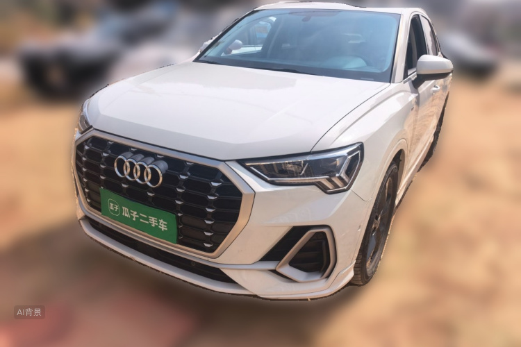 Audi Q3 2021 immagine di auto #2