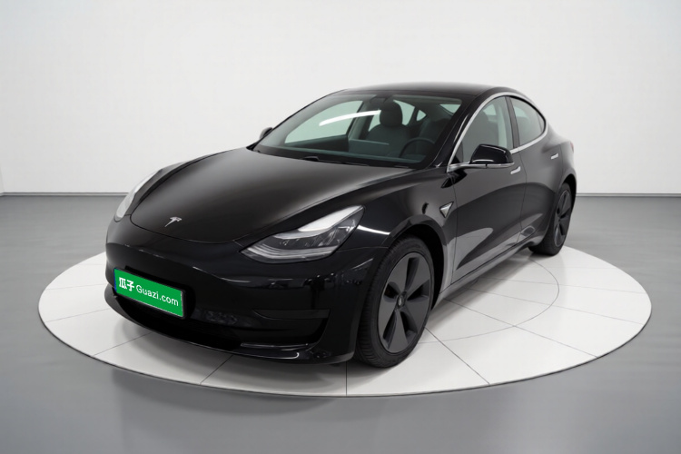 Tesla Model 3 2020 car image #2