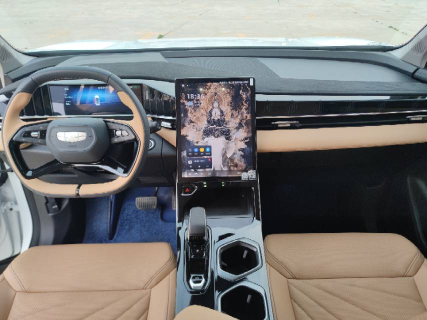 GEELY Boyue L 2023 car image #5