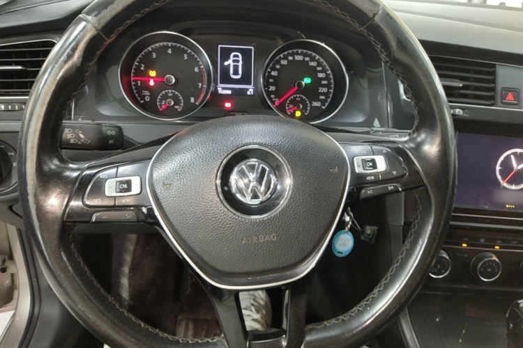 Volkswagen Golf 2019 #15 Volkswagen Golf 2019 car image #15