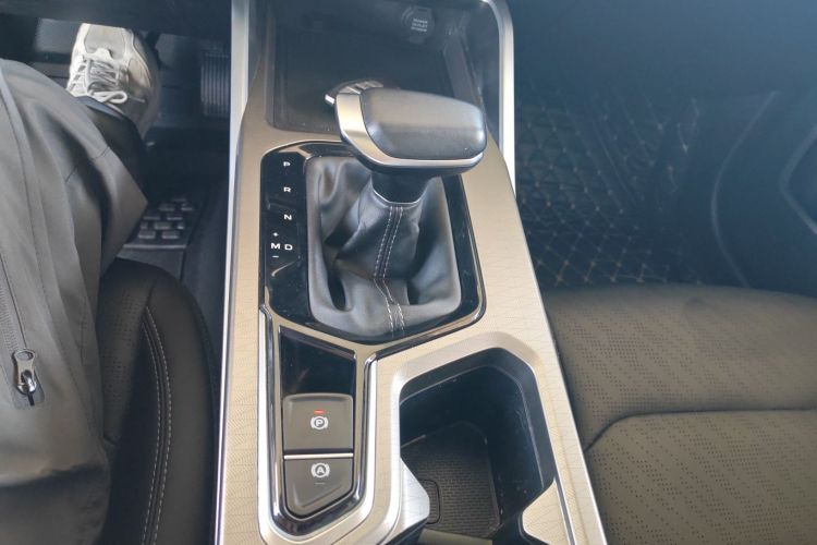 GEELY Emgrand 2023 #14 GEELY Emgrand 2023 car image #14