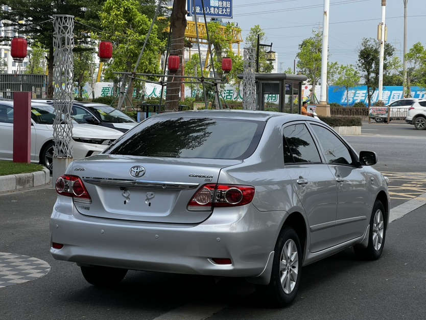 Toyota Corolla 2013 car image #9