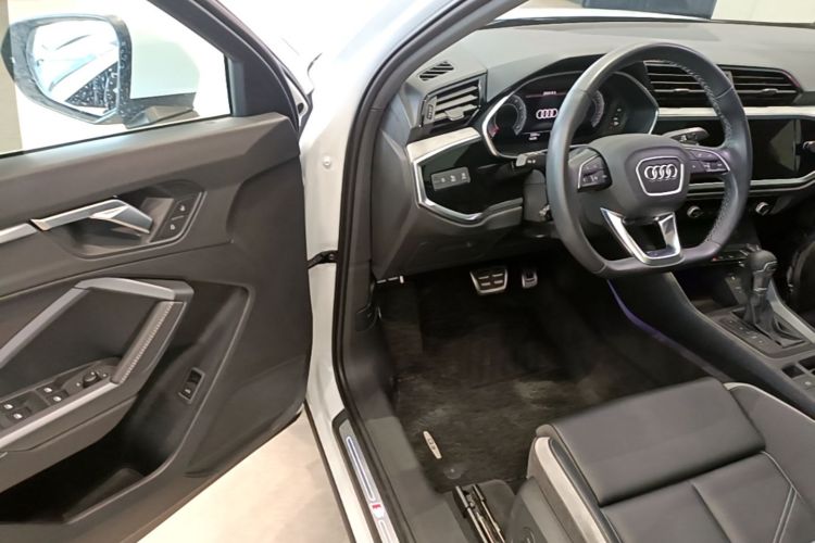 Audi Q3 2024 #16 Audi Q3 2024 car image #16